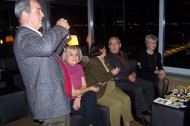 Koç Yönder Üyeleri, Eşleri İle Bir Başka Bar Gecesinde Daha Biraraya Geldiler